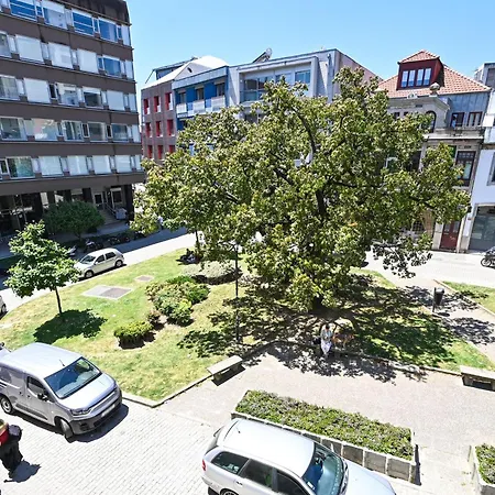 Near Trindade Garden View 2 Apartamento Oporto